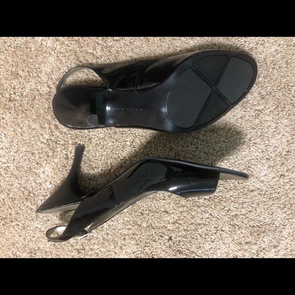 Bandolino Black Heels - Picture 2 of 2
